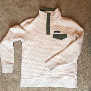 Patagonia EUC oatmeal quilted pullover
